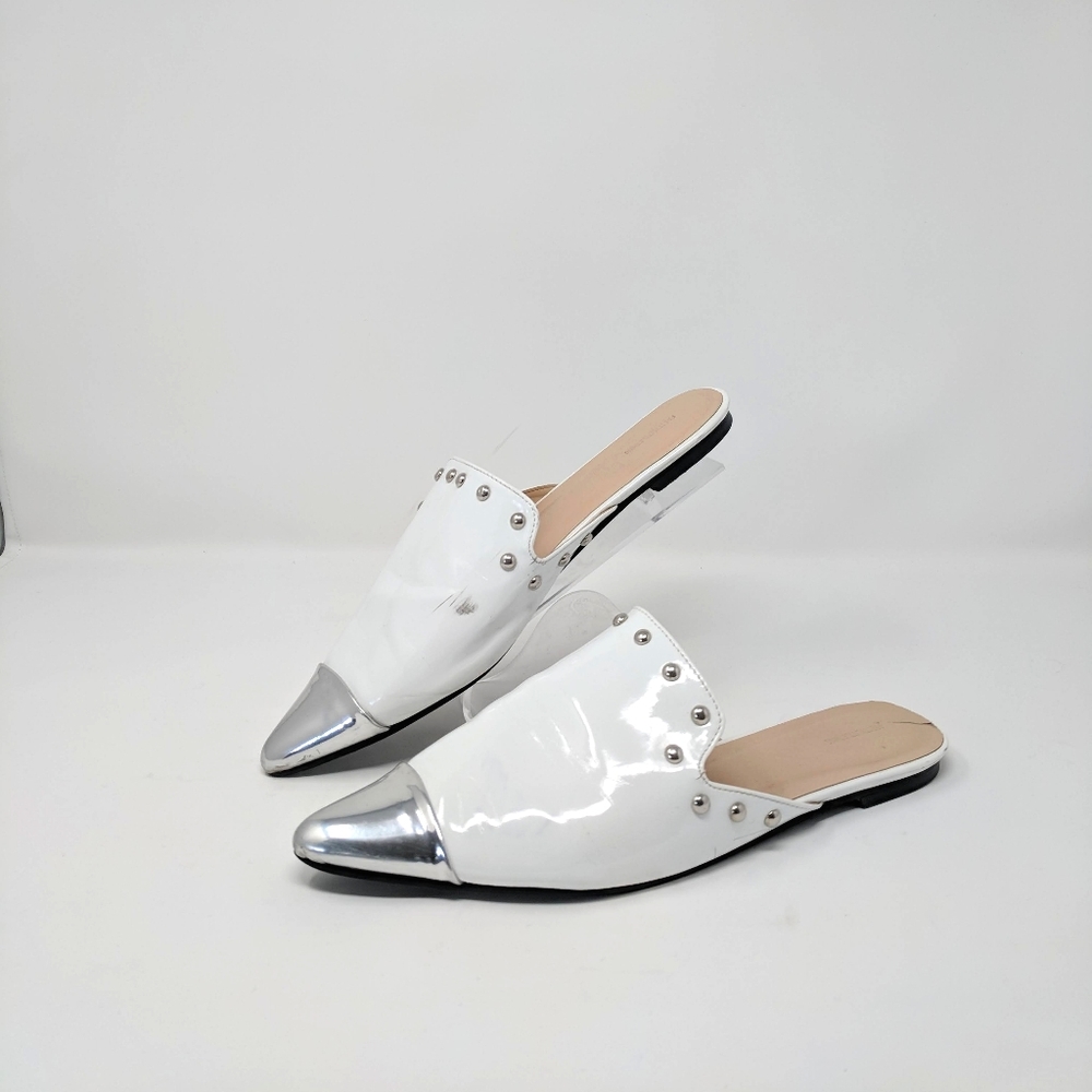 Cap toe flat mules